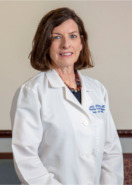 Dr. Wendy Warren headshot